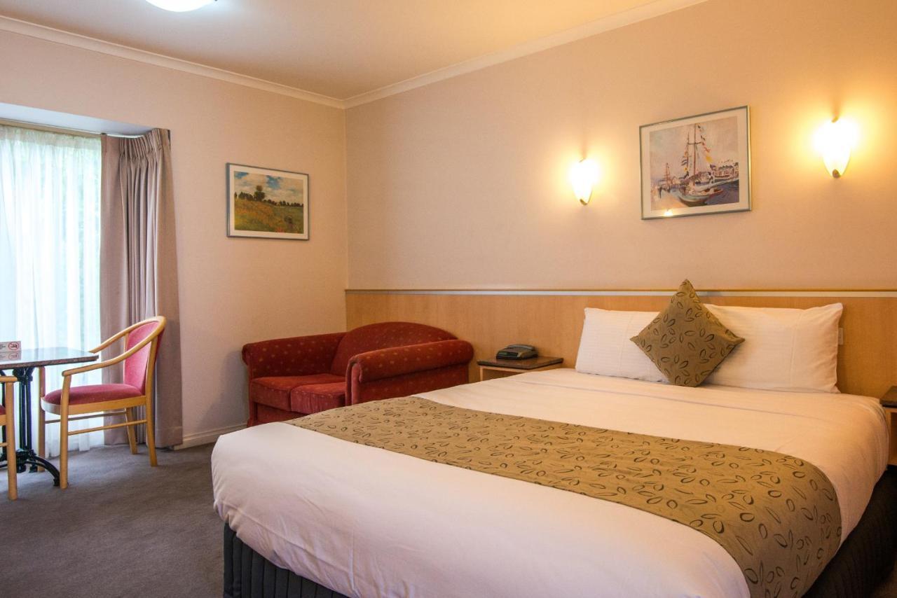 The Waverley International Hotel Glen Waverley Bilik gambar